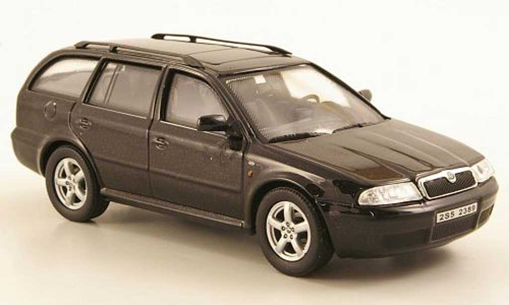 Skoda Octavia Combi 1/43 Abrex Combi Tour nero modellino in miniatura