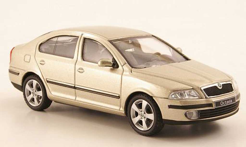 Skoda Octavia 1/43 Abrex Limousine beige modellino in miniatura