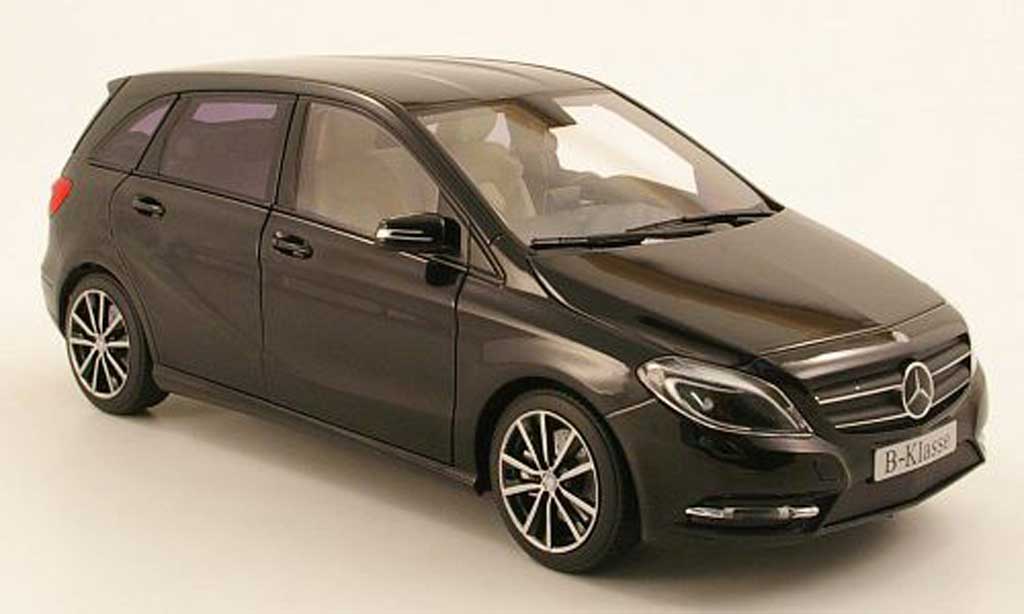 Mercedes Classe B 1/18 Norev nero 2011 modellino in miniatura