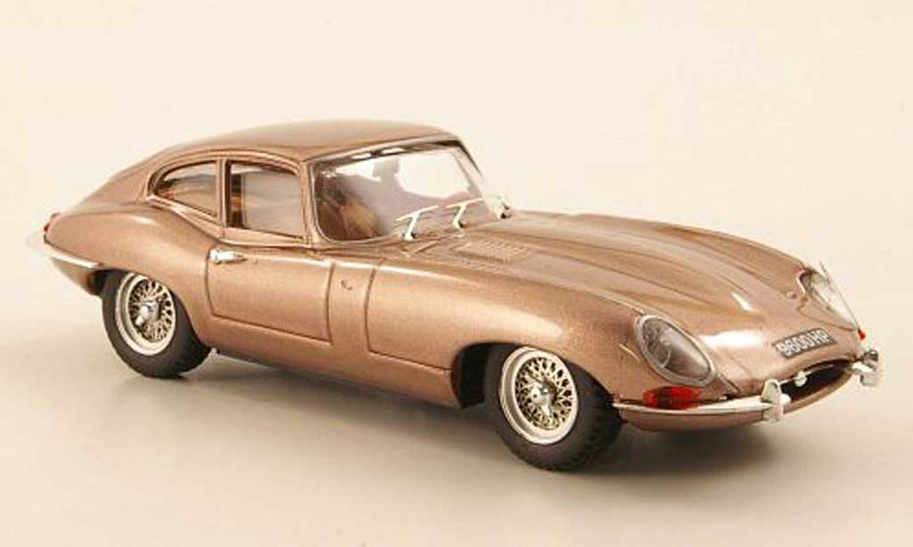 Jaguar E-Type 1961 1/43 Best 1961 Coupe kupfer Genf modellino in miniatura