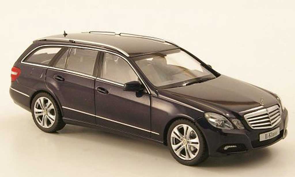 Mercedes Classe E 1/43 Schuco T-Modell (S212) blu 2009 modellino in miniatura