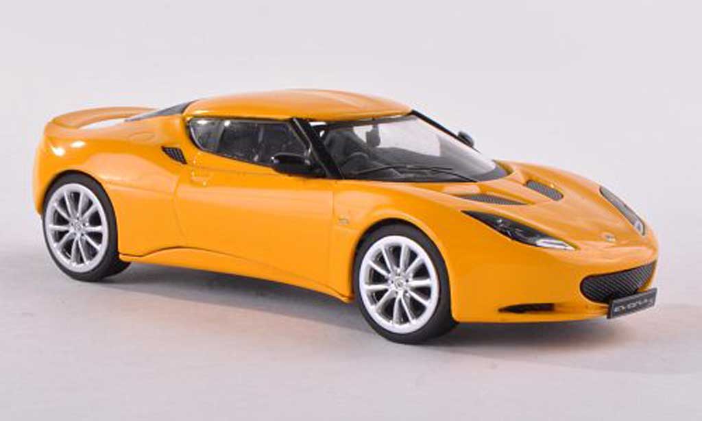 Lotus Evora S 1/18 Corgi S nero-giallo modellino in miniatura