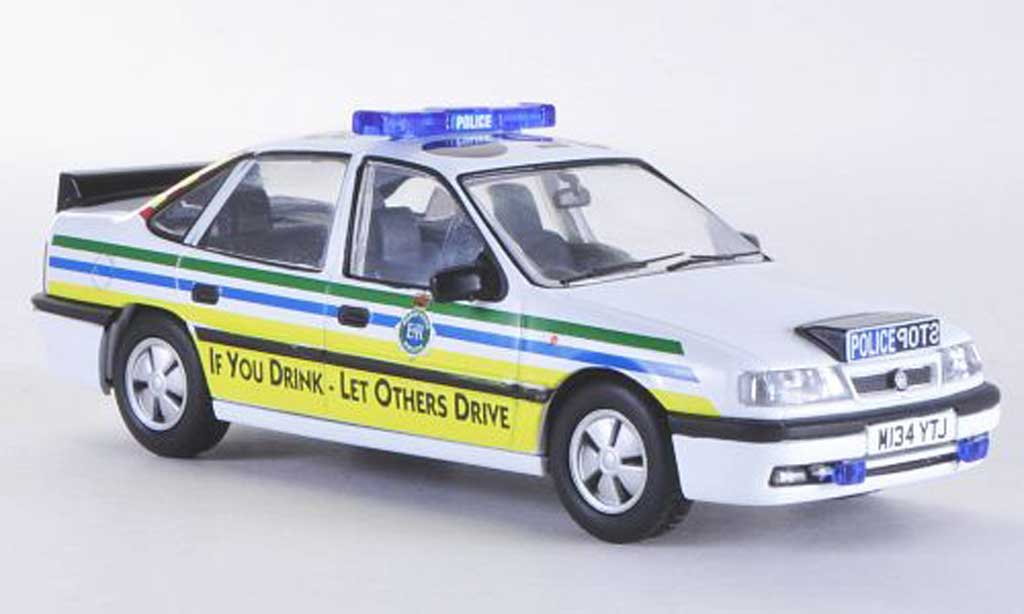 Opel Cavalier 1/43 Vanguards Mk3 Merseyside Police Polizei (UK) RHD modellino in miniatura