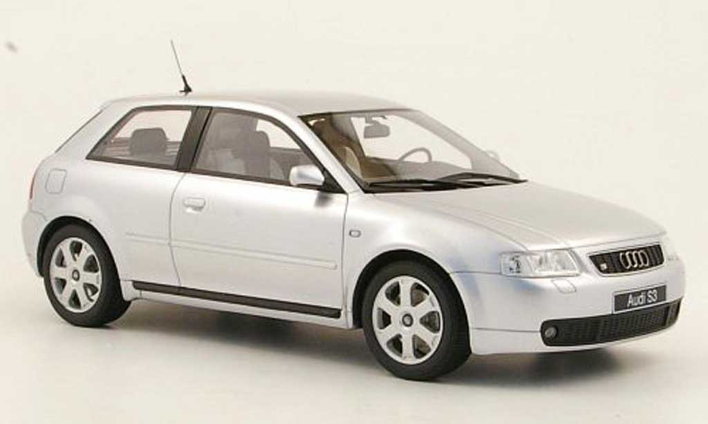 Audi S3 1/18 Ottomobile (8L) grigio metallisee modellino in miniatura