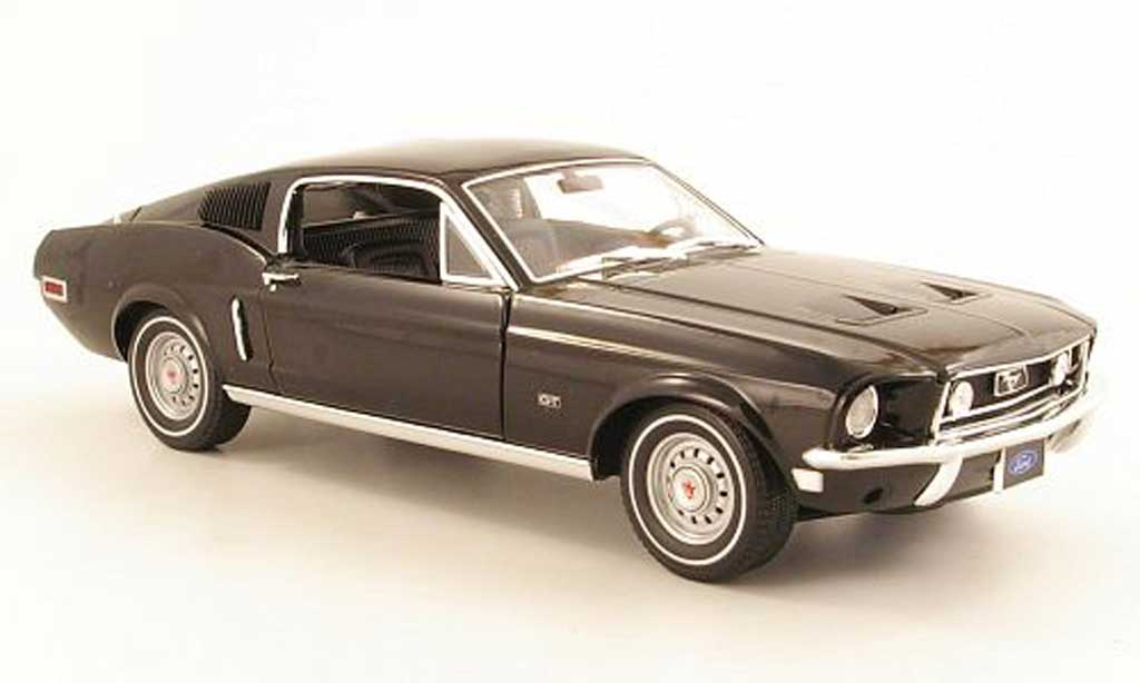 Ford Mustang 1968 1/18 Greenlight 1968 GT 2+2 Fastback nero modellino in miniatura