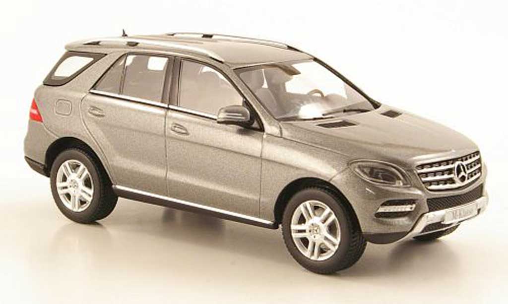 Mercedes Classe M 1/43 Minichamps (W166) ML grigio 2011 modellino in miniatura