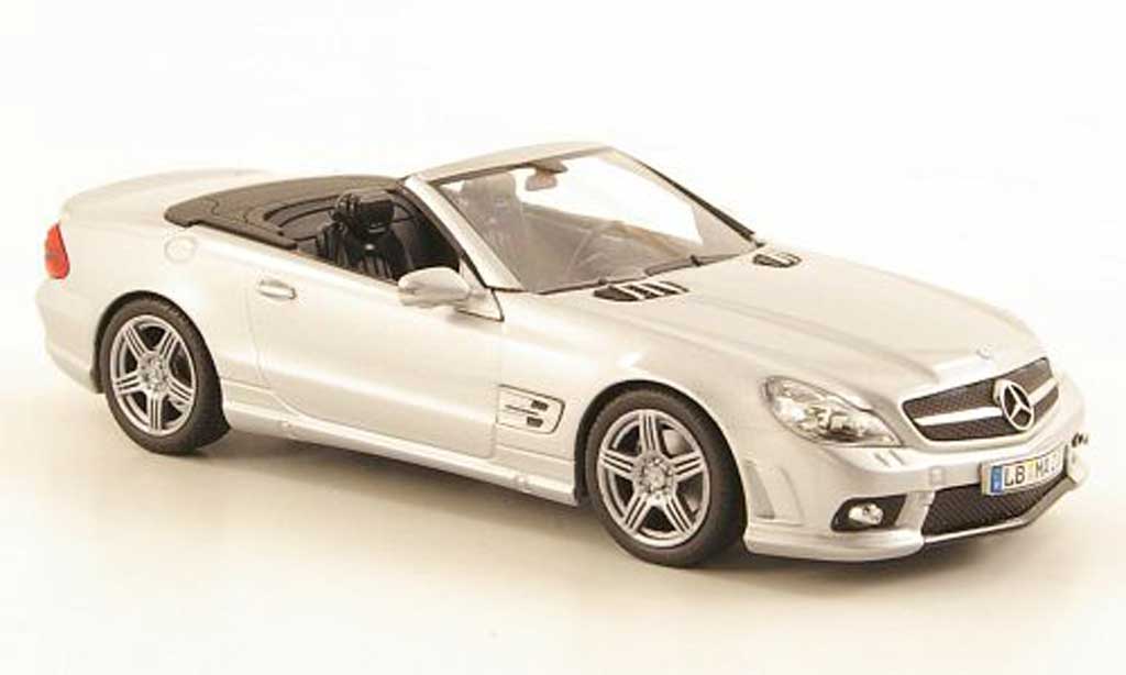 Mercedes Classe SL 63 1/43 Minichamps 63 AMG (R230) grigio modellino in miniatura