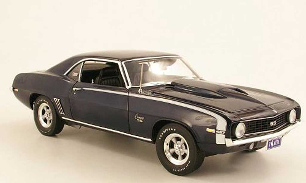 Chevrolet Camaro Z28 1/18 Highway 61 Z28 Baldwin Motion blu 1969 modellino in miniatura