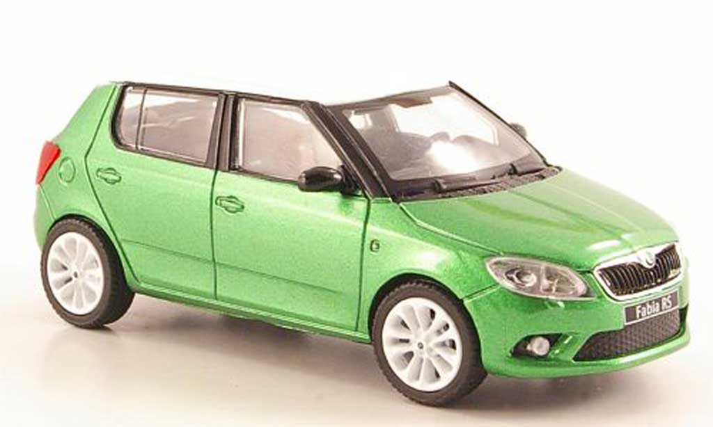 Skoda Fabia 1/43 Abrex grun mit biancoem Dach und Felgen 2010 modellino in miniatura