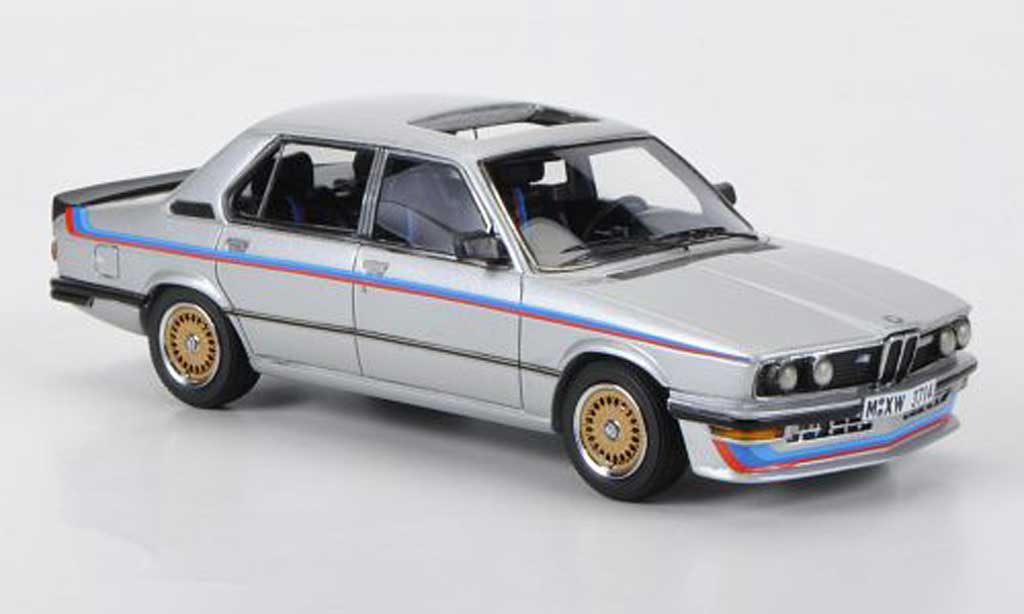 Bmw 535 M 1/43 Neo M i (E12) grigio avec Motorsport-Streifen 1978 modellino in miniatura