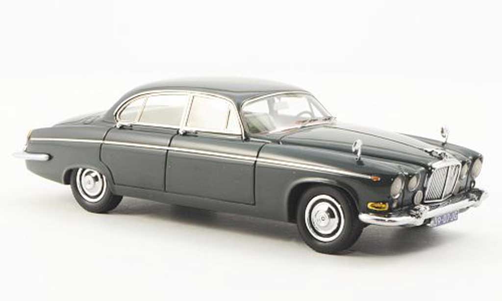 Jaguar 420 1/43 Neo G grun 1967 modellino in miniatura