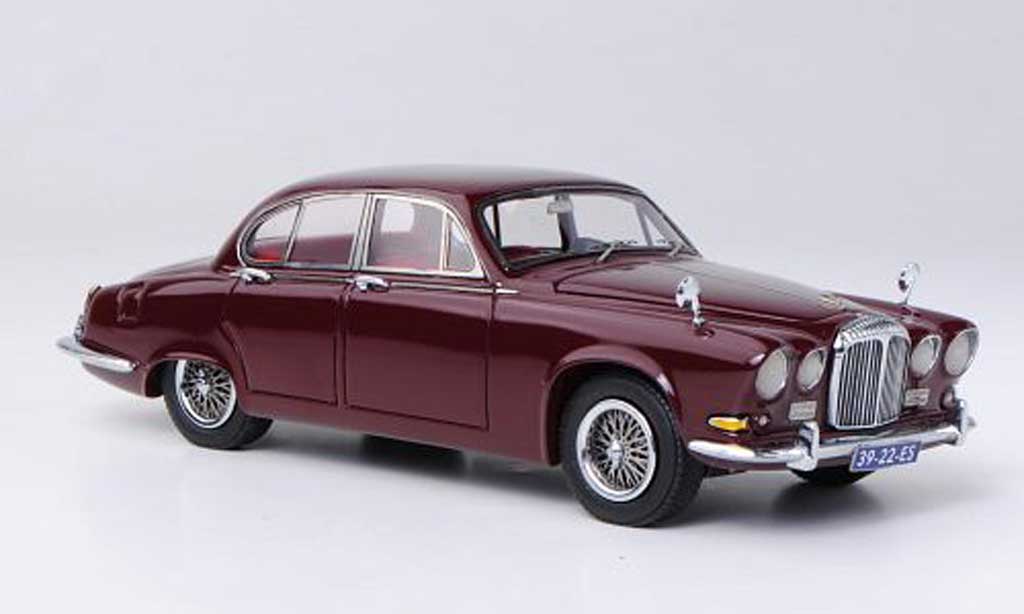 Daimler Sovereign 1/43 Neo rosso LHD 1967 modellino in miniatura