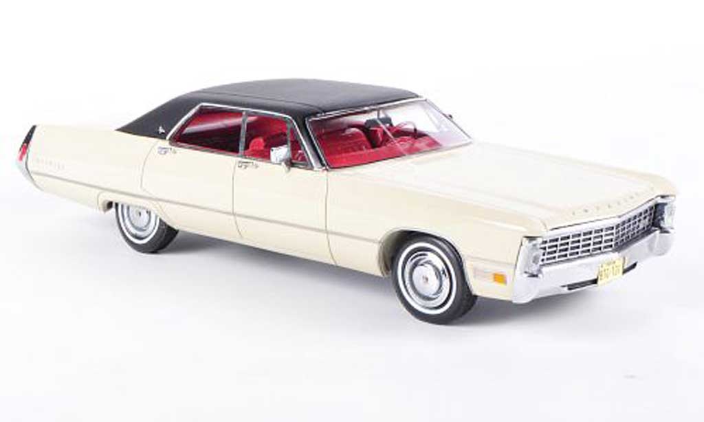 Imperial Le Baron 1/43 Neo beige/mattnero 1971 modellino in miniatura