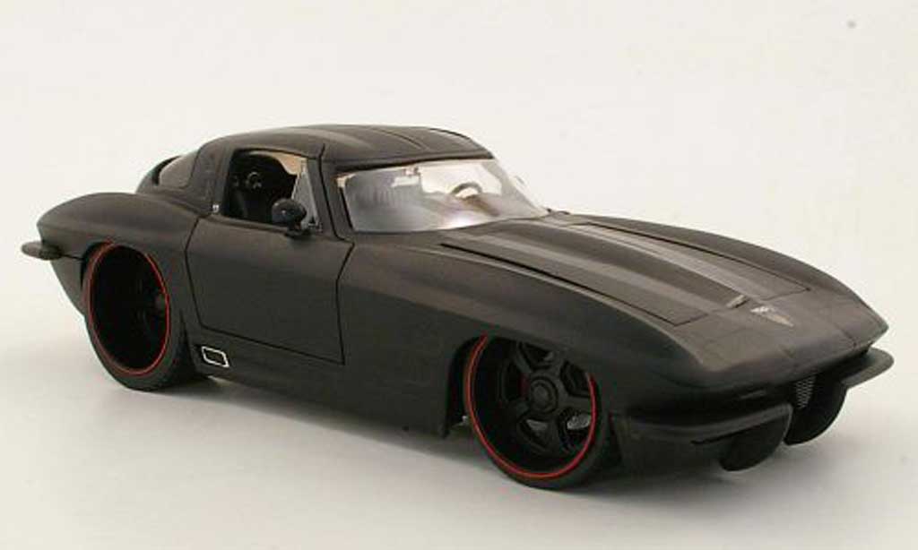 Chevrolet Corvette C2 1/18 Jada Toys C2 Stingrigio mattnero/nero 1963 modellino in miniatura