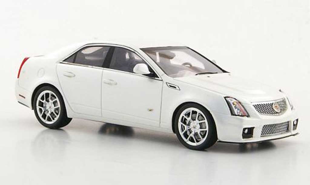 Cadillac CTS-V 1/43 Luxury Collectibles bianco 2011 modellino in miniatura