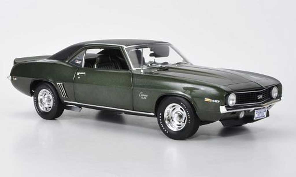 Chevrolet Camaro SS 1/18 Highway 61 SS 1969 Baldwin Motion grun/matt nero modellino in miniatura