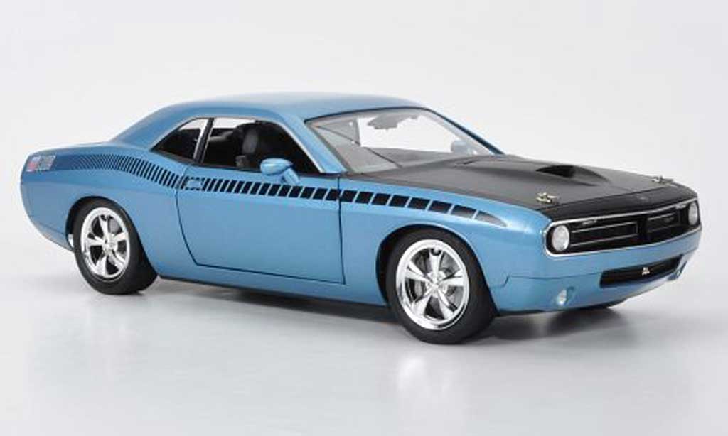 Plymouth Cuda Concept 1/18 Highway 61 Concept AAR blu/matt nero mit Dekoration modellino in miniatura