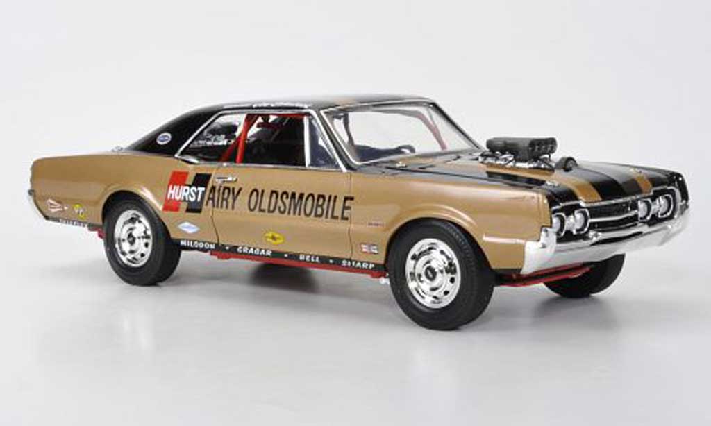 Oldsmobile 442 1/18 Highway 61 Hurst Hairy Joe Schubeck 1967 modellino in miniatura