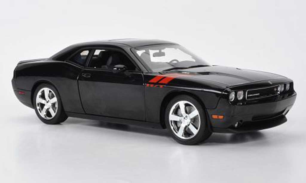 Dodge Challenger 2010 1/18 Highway 61 2010 R/T nero mit rossoer Dekoration modellino in miniatura