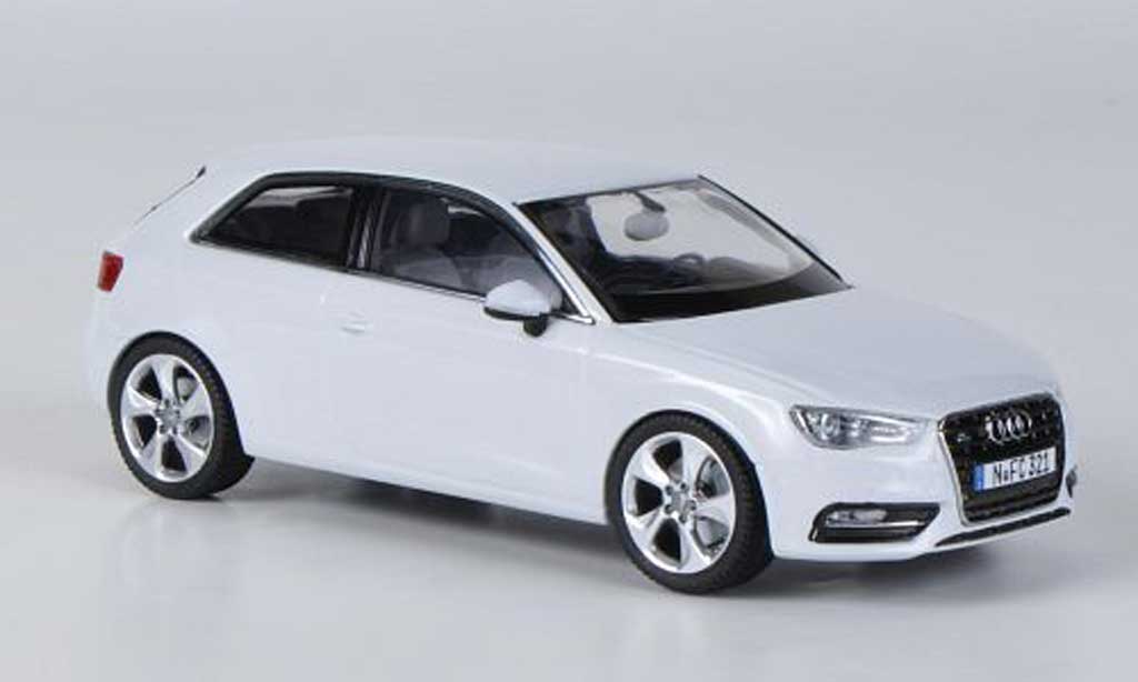 Audi A3 1/43 Schuco bianco 2012 modellino in miniatura