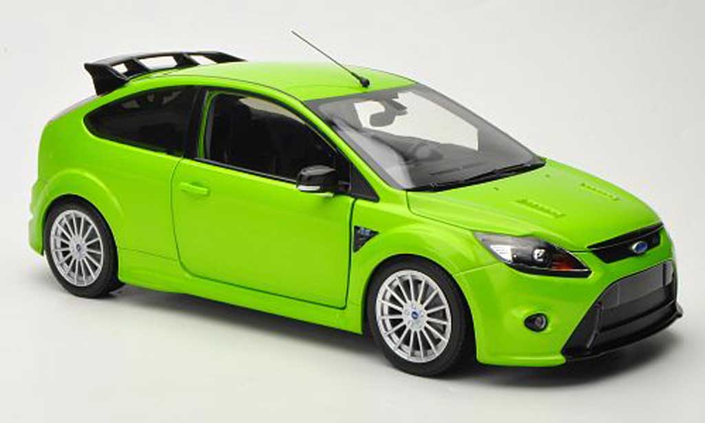 Ford Focus RS 1/18 Minichamps RS grun 2010 modellino in miniatura