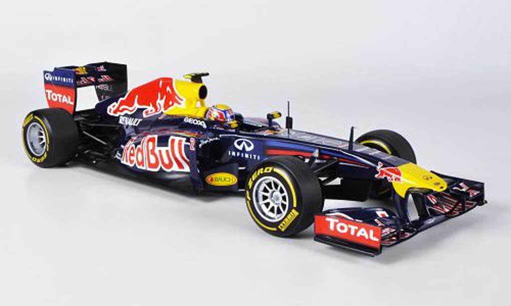 Renault F1 1/18 Minichamps Red Bull Racing No.2 M.Webber Showcar 2012 modellino in miniatura