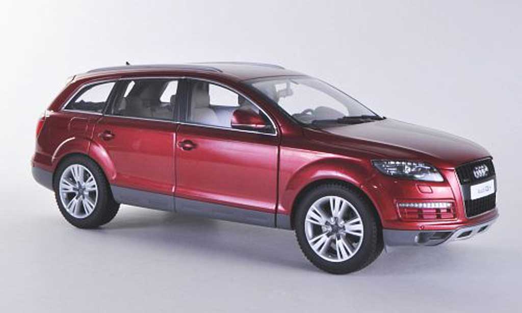 Audi Q7 1/18 Kyosho rosso 2009 modellino in miniatura