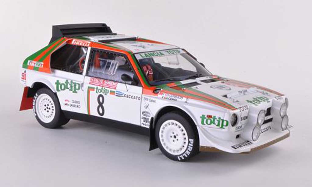 Lancia Delta S4 1/18 Autoart S4 No.8 Rally Sanremo 1986 Cerrato/Cerri modellino in miniatura