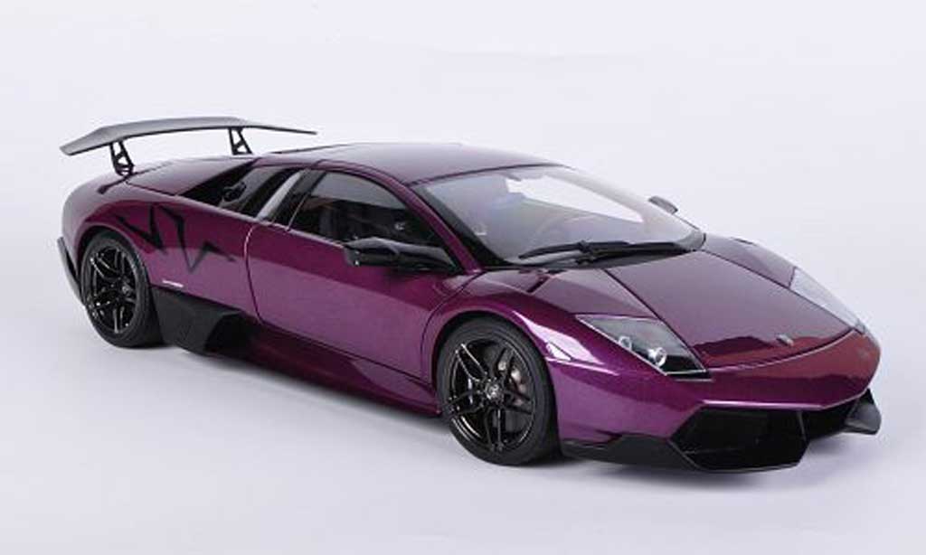 Lamborghini Murcielago LP670 1/18 Autoart LP670 SV lila modellino in miniatura