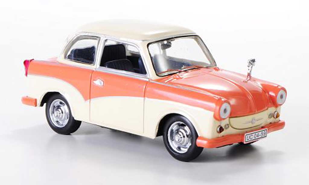 Trabant P50 1/43 IST Models beige/pink 1958 modellino in miniatura