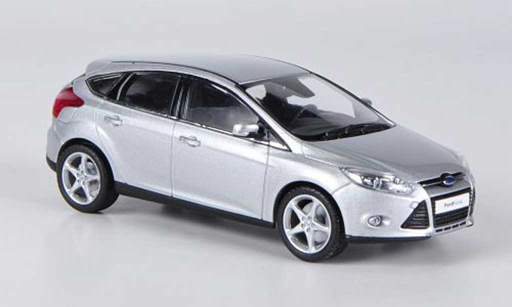 Ford Focus 1/43 Minichamps MK III grigio 2011 modellino in miniatura