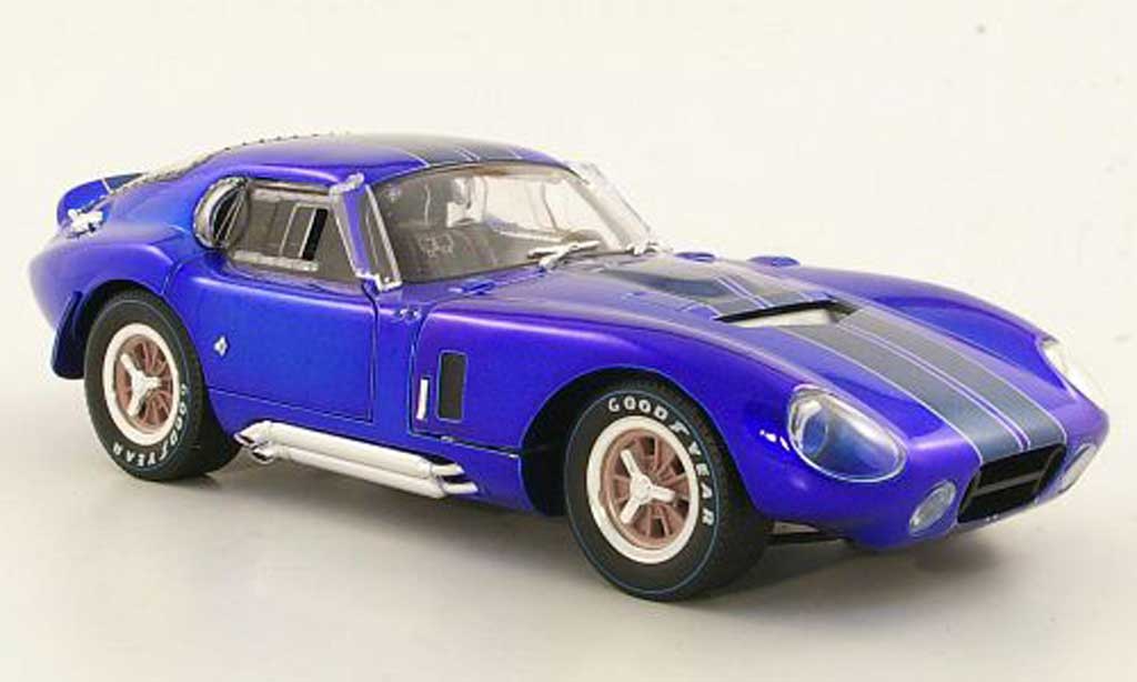 Shelby Cobra Daytona 1/18 Shelby Collectibles Daytona Coupeblu/blu 1965 modellino in miniatura