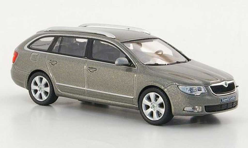 Skoda Superb 2009 1/43 Abrex 2009 II Combi grigiobeige modellino in miniatura