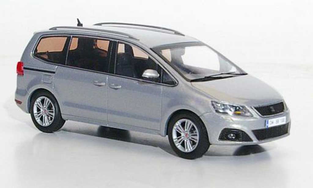 Seat Alhambra 1/43 Hachette grigio 2010 modellino in miniatura