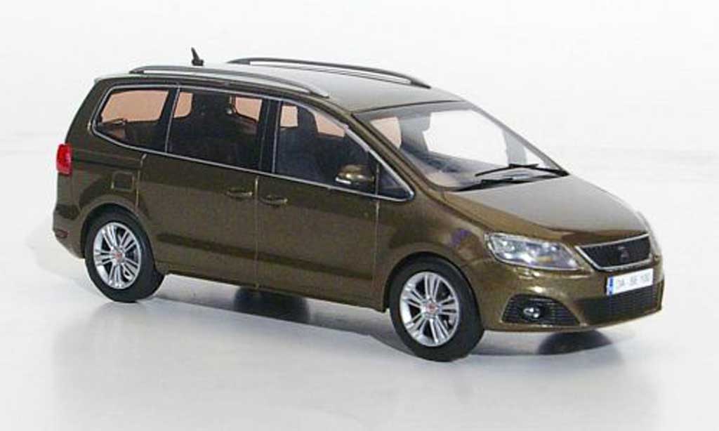 Seat Alhambra 1/43 Hachette marronee 2010 modellino in miniatura