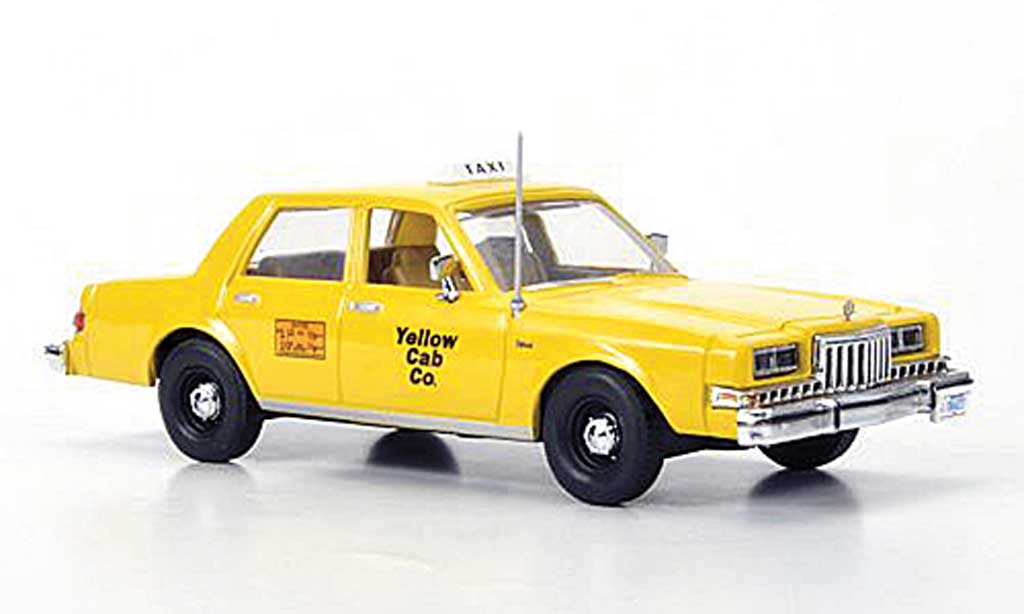 Dodge Diplomat 1/43 First Response Taxi Yellow Cab Co 1985 modellino in miniatura