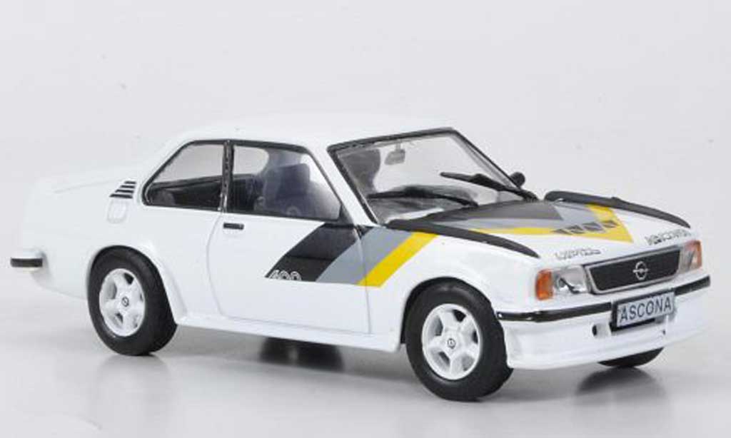 Opel Ascona B 1/43 Hachette B 400 bianco (ohne Magazin) 1979 modellino in miniatura