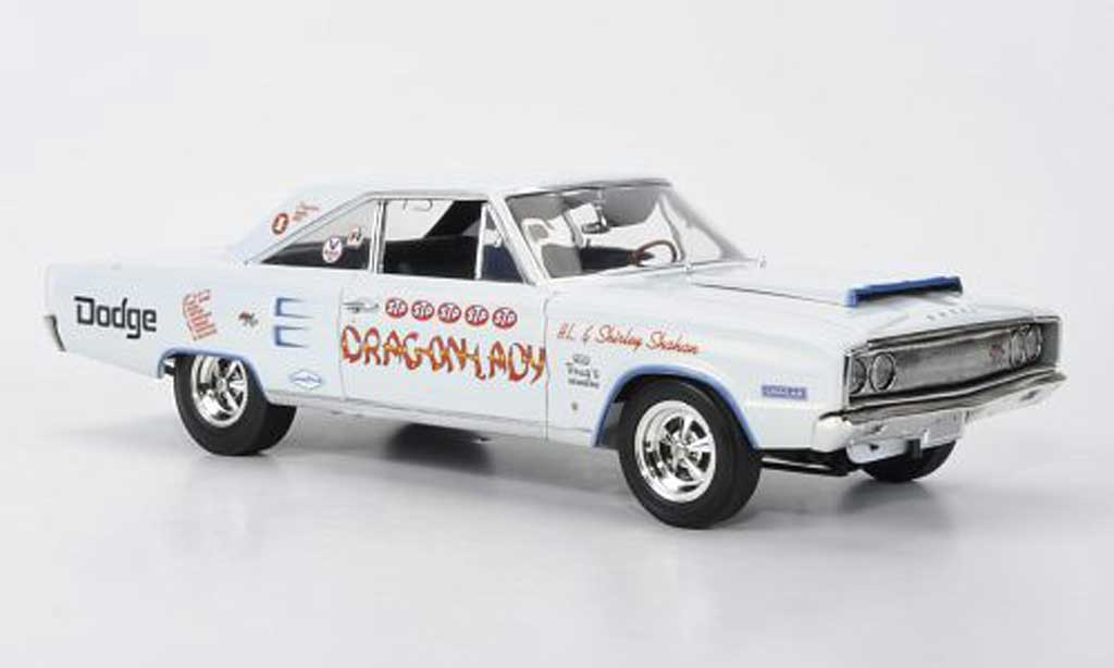 Dodge Coronet 1967 1/18 Highway 61 1967 R/T Dragonlady H.L. + S.Shahan modellino in miniatura