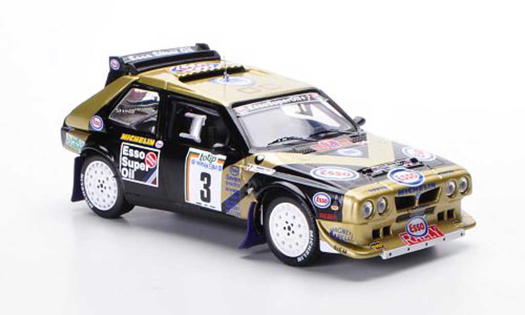 Lancia Delta S4 1/43 IXO S4 No.3 Esso F.Tabaton / L.Tedeschini Rally Elba 1986 modellino in miniatura