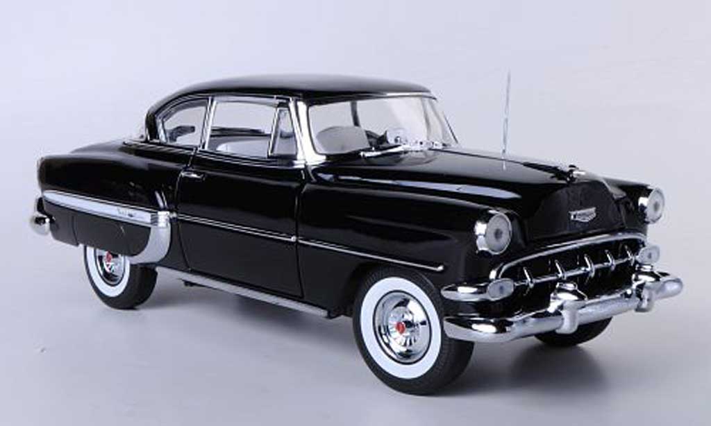 Chevrolet Bel Air 1954 1/18 Sun Star 1954 Hardtop Coupe nero modellino in miniatura