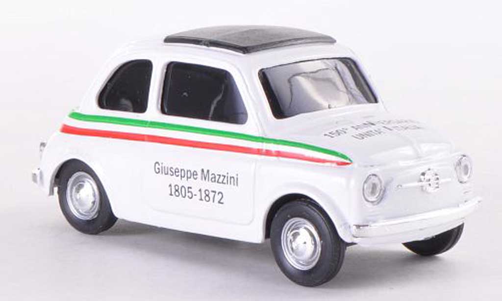 Fiat 500 1/43 Brumm VIVA Italia bianco 150 Jahre D'Italia 1805-1872 1970 modellino in miniatura