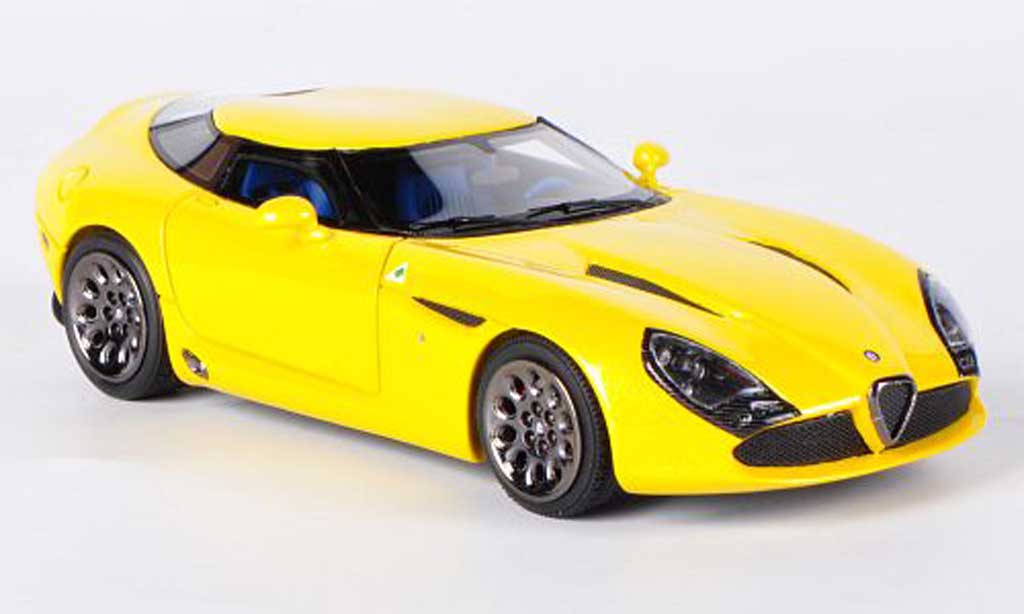 Alfa Romeo TZ3 1/43 Look Smart Stradale giallo modellino in miniatura
