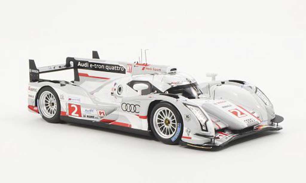 Audi R18 e-tron 1/43 Spark e-tron quattro No.2 Team Joest R.Capello / T.Kristensen / A.McNish 24h Le Mans 2012 modellino in miniatura
