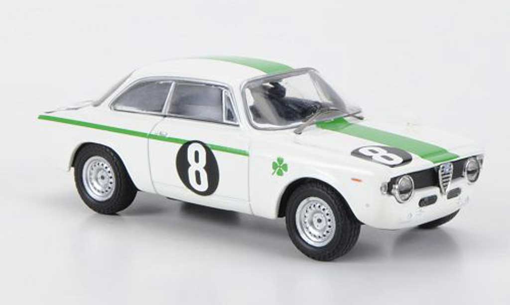 Alfa Romeo Giulia 1600 GTA 1/43 M4 1600 GTA No.8 Santos / Peras 6 Ore di Lisbona 1970 modellino in miniatura