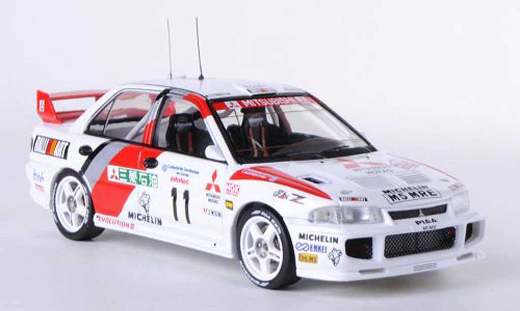 Mitsubishi Lancer Evolution III 1/43 HPI Evolution III No.11 RalliArt T.Mekinen / S.Harjanne Tour de Corse 1995 modellino in miniatura