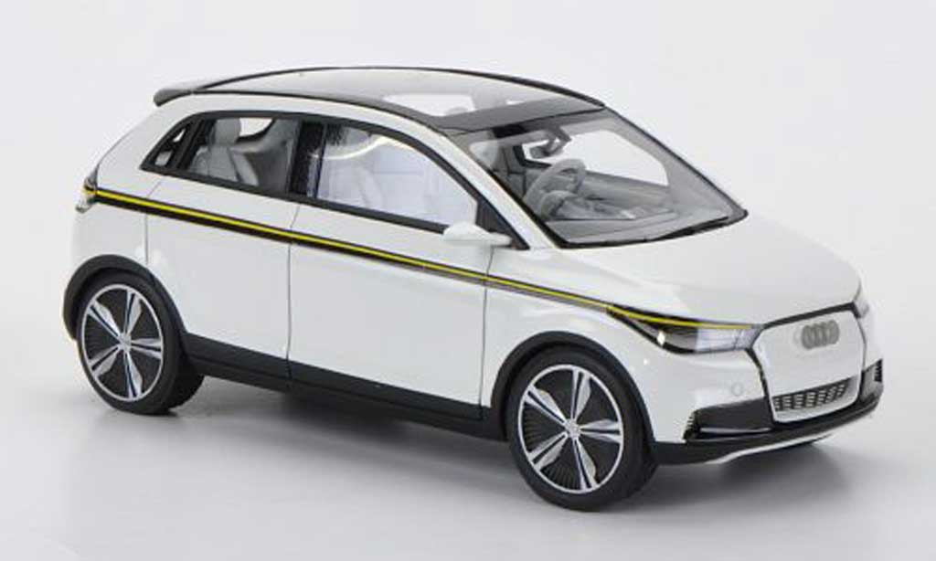 Audi A2 1/43 Look Smart Concept bianco modellino in miniatura