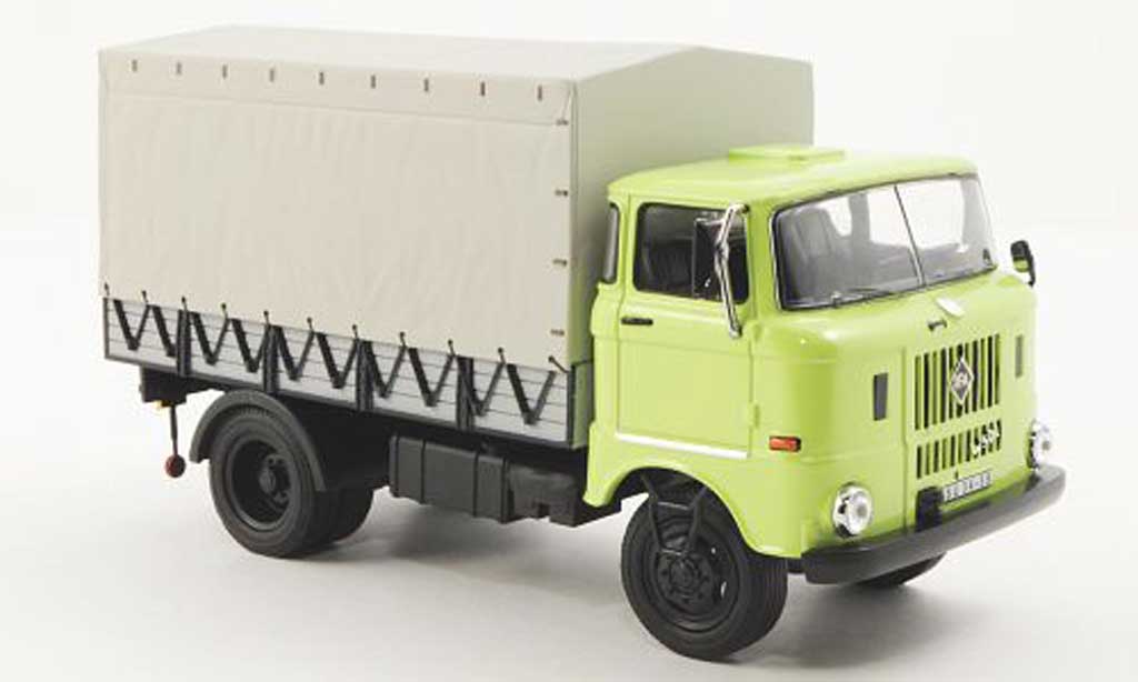 IFA W50L 1/43 IST Models grun 1965 modellino in miniatura