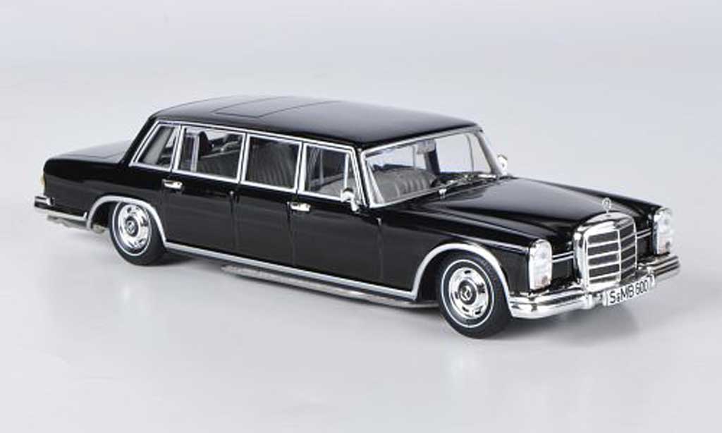 Mercedes 600 1/43 WhiteBox Pullman nero 1963 modellino in miniatura