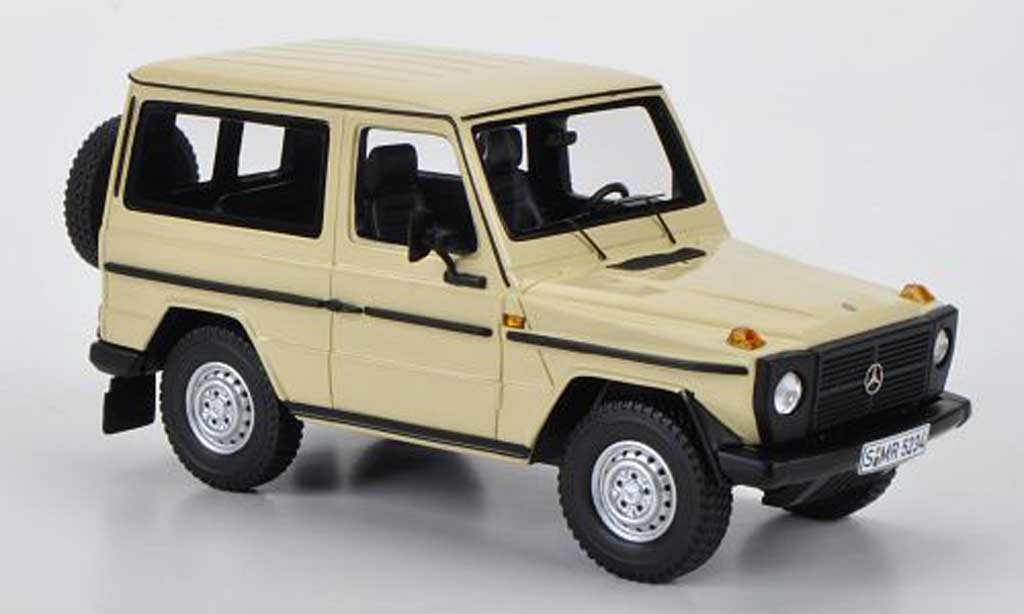 Mercedes 230 G 1/43 Spark G G (W460) beige 1979 modellino in miniatura