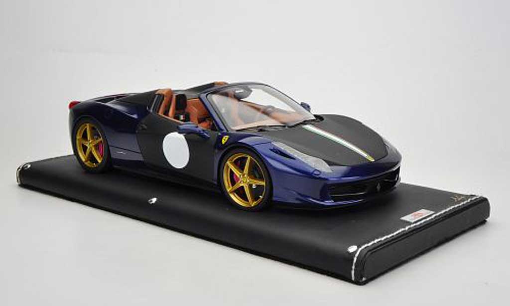 Ferrari 458 Italia Spider 1/18 MR Collection Italia Spider blu/matt nero modellino in miniatura